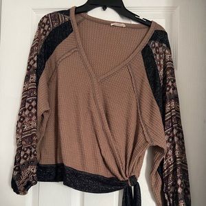 Hummingbird Women’s long sleeve brown top